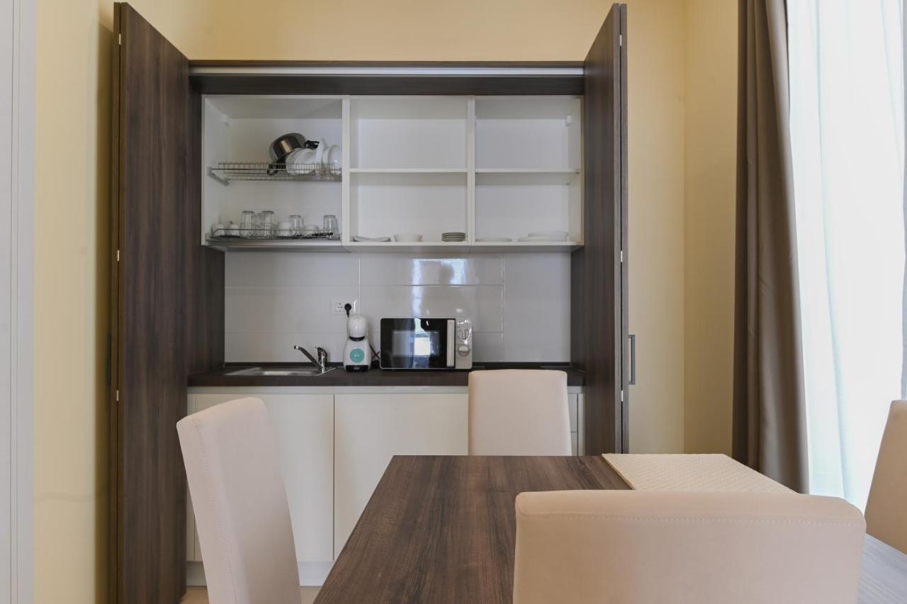 Adria Luxury Residence - Centro Trieste Eksteriør billede