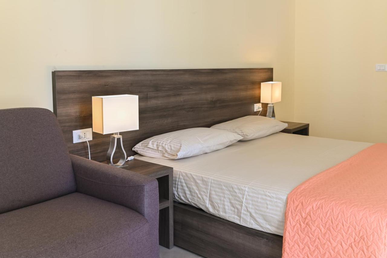 Adria Luxury Residence - Centro Trieste Eksteriør billede