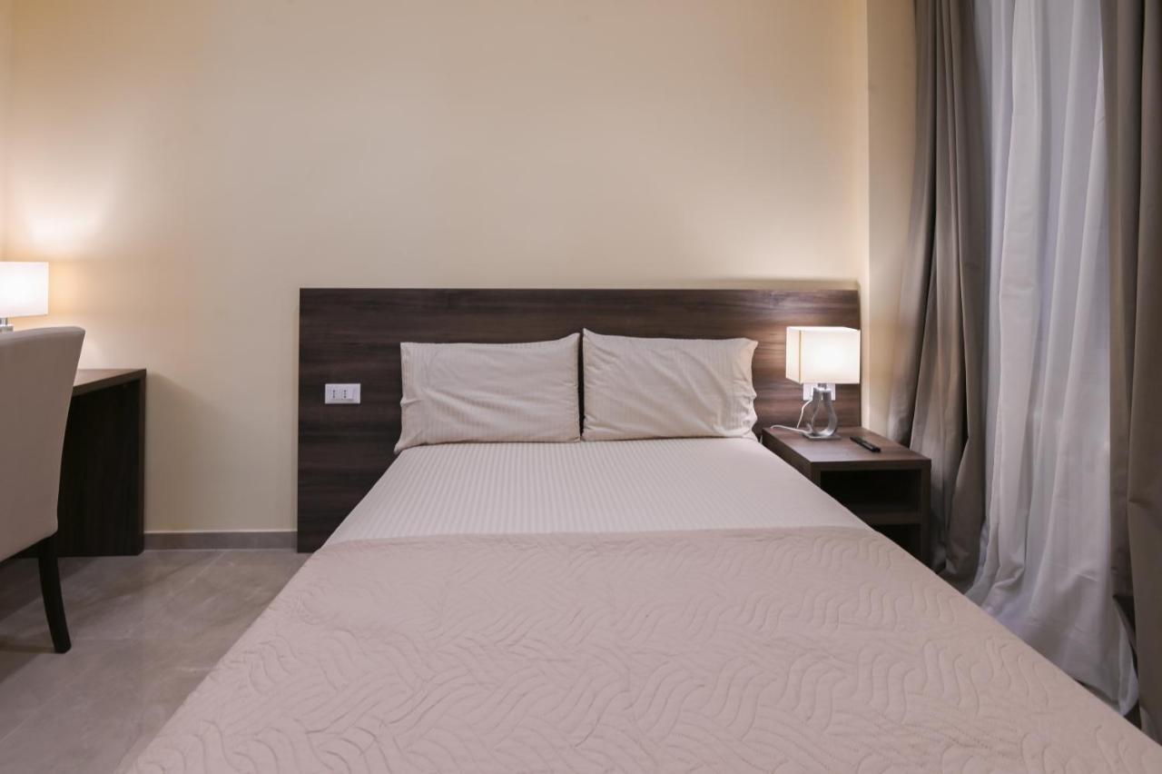 Adria Luxury Residence - Centro Trieste Eksteriør billede